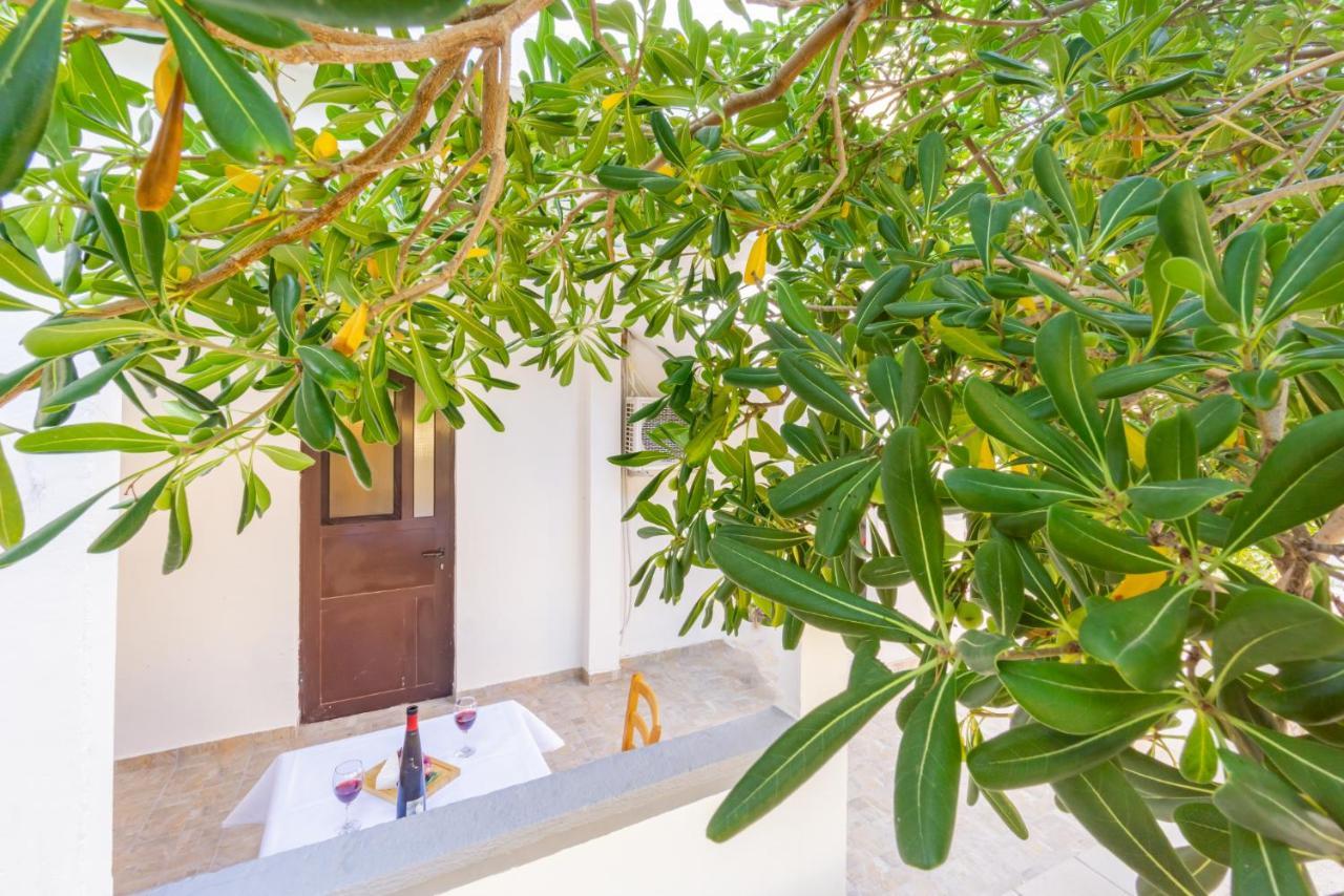 Kob Orog Good Location With Sea Views And Modern Decor Appartement Metajna Buitenkant foto