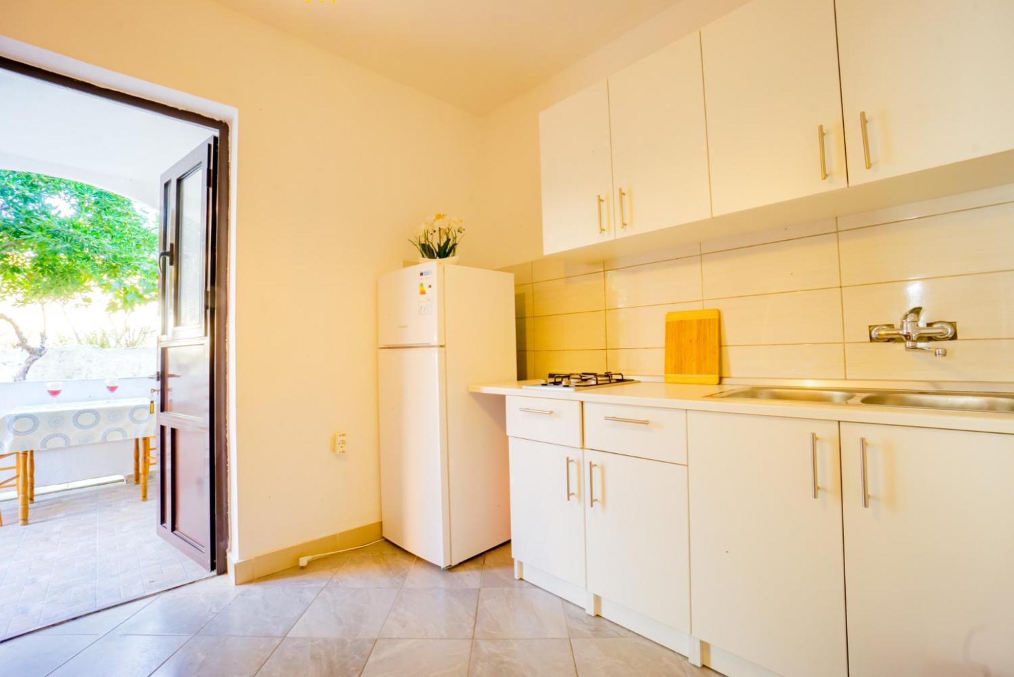 Kob Orog Good Location With Sea Views And Modern Decor Appartement Metajna Kamer foto